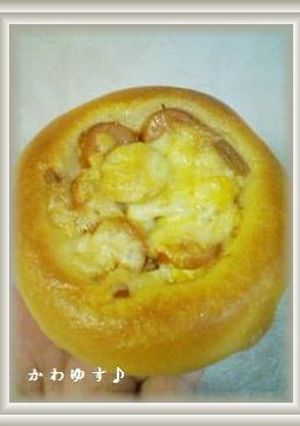 簡単成型★たっぷり具材の惣菜パン♪-レシピのメイン写真
