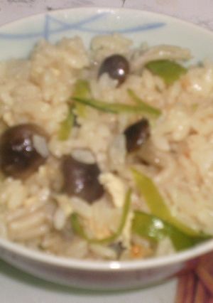 ぶた家❤しめじご飯♪おこげもうま～い＾＾-レシピのメイン写真