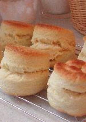 ケンチキみたいな焼き立てビスケで朝ごはん-レシピのメイン写真