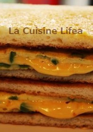 ピーマンのチーズオムレツサンド-レシピのメイン写真