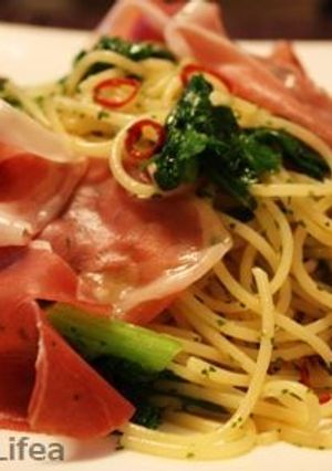 わさび菜と生ハムのペペロンチーノ-レシピのメイン写真