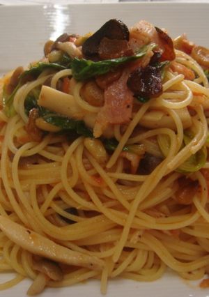 セロリとしめじのトマトブイヨンパスタ-レシピのメイン写真