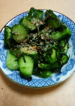 超簡単！きゅうりと塩昆布の和え物-レシピのメイン写真