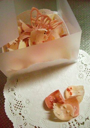 デコレーションパターン…ペタルチョコ-レシピのメイン写真