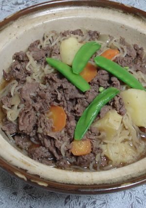土鍋で肉じゃが!-レシピのメイン写真