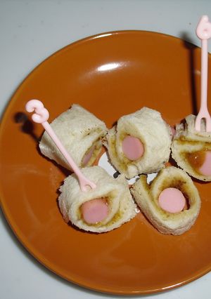 ちょい食べカレーのクルクルロールパン-レシピのメイン写真