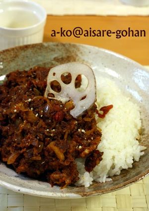 「トマトと根菜のドライカレー＊胡桃入り」-レシピのメイン写真