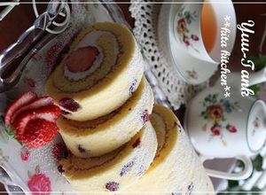 キルシュ☆苺クリームチーズロールケーキ-レシピのメイン写真