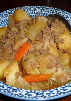 ひき肉の肉じゃがを圧力なべで！！-レシピのメイン写真