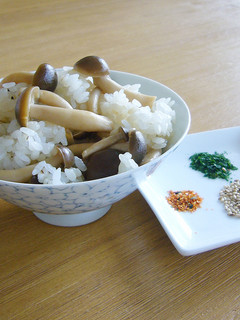 簡単!混ぜるだけで美味しいキノコご飯☆-レシピのメイン写真
