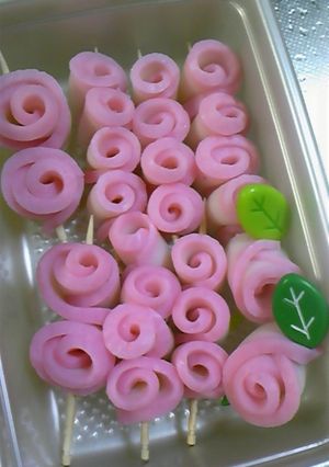 お弁当に♪カマボコでバラを作っちゃお～♪-レシピのメイン写真