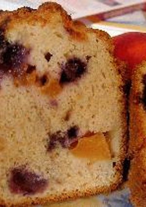 ネクタリン・ブルーベリー・クイック・ブレッド（Nectaline Blueberry Quick Bread）-レシピのメイン写真
