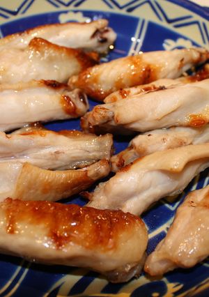 鳥手羽中の塩で焼くだけ!-レシピのメイン写真