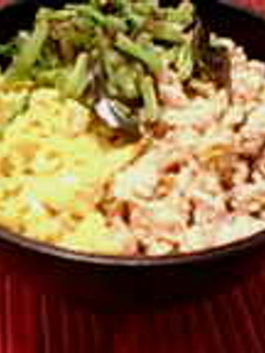 鶏そぼろ丼-レシピのメイン写真