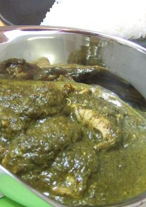 簡単＆本格♪鶏とほうれん草のカレー-レシピのメイン写真