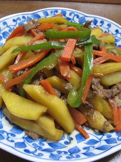 ごま油で☆じゃがいもと牛肉のさっと炒め-レシピのメイン写真