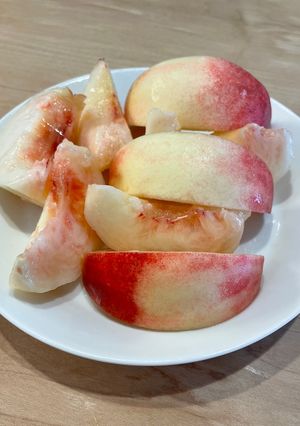 桃の切り方⭐︎果汁が無駄に出にくい-レシピのメイン写真