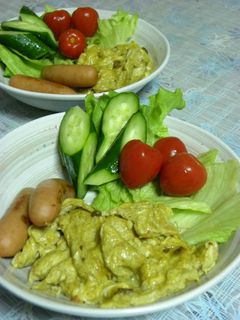 朝はちょい食べカレーでスクランブルエッグ-レシピのメイン写真