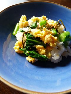 菜の花の昆布締めと炒り卵のお寿司-レシピのメイン写真