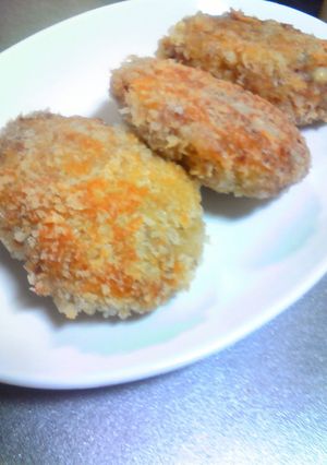 コマ肉で柔らか☆チーズ入り焼きとんかつ♪-レシピのメイン写真