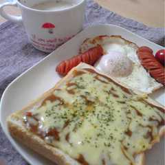 รูปของ ちょい食べ♡チーズカレートースト