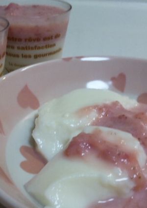 練乳で作る濃厚なめらか杏仁豆腐♡苺ソース-レシピのメイン写真