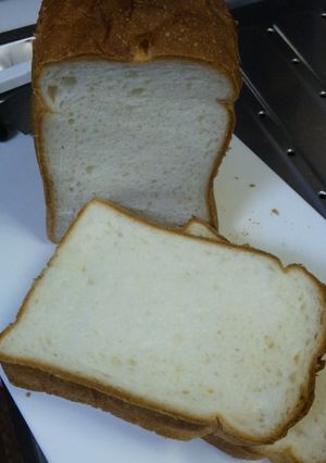 HBでカリッ！ふわっ！米粉食パン-レシピのメイン写真