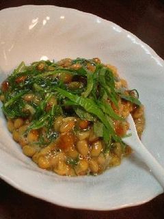 さっぱりねばねばと!「ナメコとおかひじきの納豆ポン酢和え」-レシピのメイン写真
