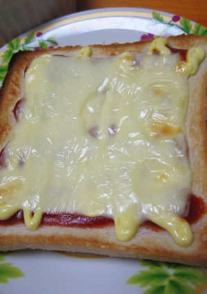 超簡単！マヨケチャチーズトースト-レシピのメイン写真
