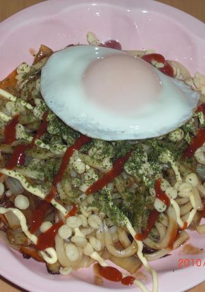 節約☆なんちゃってお好み焼き風うどん-レシピのメイン写真