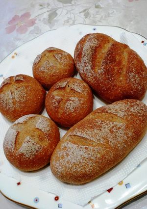 ☆全粒粉とライ麦のテーブルパン☆-レシピのメイン写真