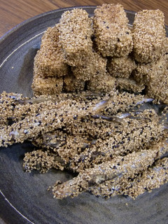 うまうま!ししゃもと豆腐のゴマまぶし揚げ-レシピのメイン写真