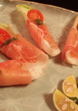 チコリボードと生ハムの前菜-レシピのメイン写真