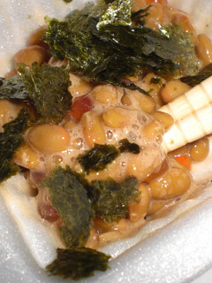 納豆に乗せるだけ!納豆巻き?軍艦巻き?-レシピのメイン写真