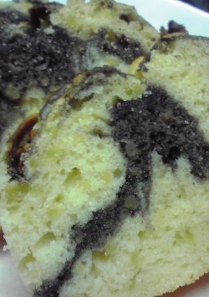 お芋と黒豆ペーストのマーブルケーキ-レシピのメイン写真