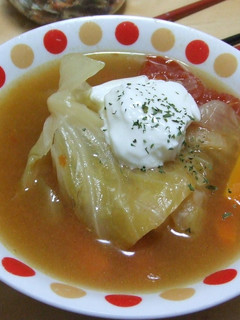 野菜たっぷりトマトスープのヨーグルトがけ-レシピのメイン写真