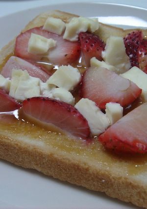 いちごトースト-レシピのメイン写真