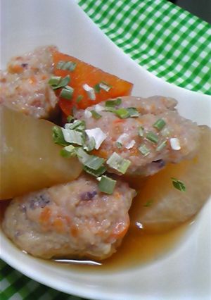 ブレンダーでイカ団子と大根の煮物-レシピのメイン写真