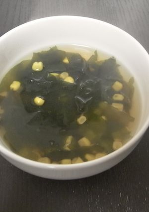 ヘルシー❤保育園の味コーンわかめスープ-レシピのメイン写真
