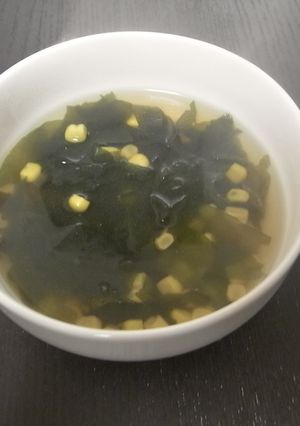 ヘルシー❤保育園の味コーンわかめスープ-レシピのメイン写真