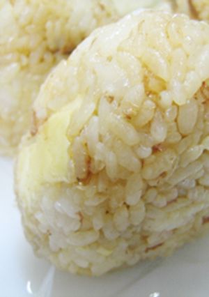チーズおかかおにぎり-レシピのメイン写真