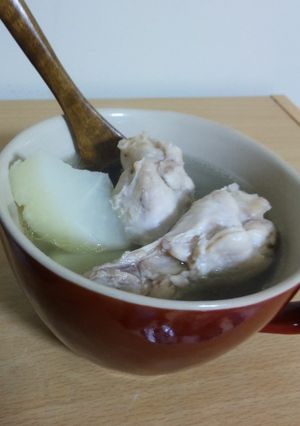 水に入れて煮るだけ！大根と手羽のスープ-レシピのメイン写真