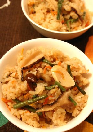 箸が止まらない～山菜炊き込みご飯-レシピのメイン写真