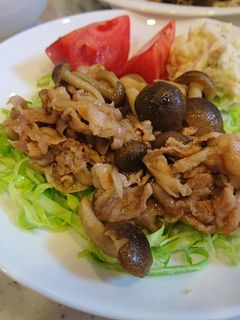 豚肉としめじの炒めもの-レシピのメイン写真