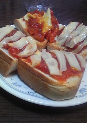 ピザトースト-レシピのメイン写真