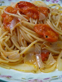 サラダオニオンのトマトソースパスタ-レシピのメイン写真