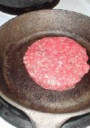 これぞ本格的ハンバーガー(パテだけです。）-レシピのメイン写真