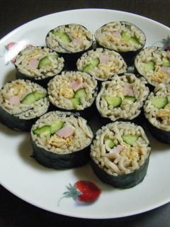 早い!ウマイ!きつね蕎麦巻き寿司!-レシピのメイン写真