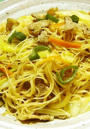 簡単♪豚肉と野菜入りカレービーフン-レシピのメイン写真