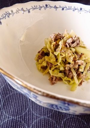 牛肉とキャベツの温かいサラダ-レシピのメイン写真